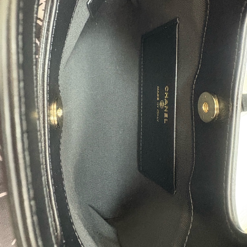 CHANEL 香奈兒 31 Nano bag(黑/金-亮面小牛皮/金黑雙色鏈帶)-9