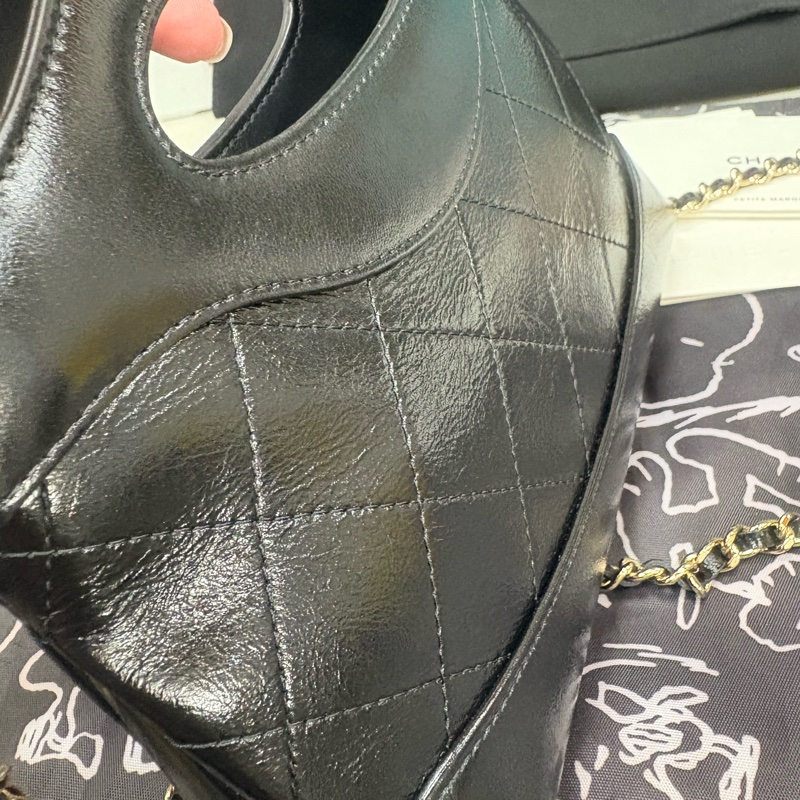 CHANEL 香奈兒 31 Nano bag(黑/金-亮面小牛皮/金黑雙色鏈帶)-15