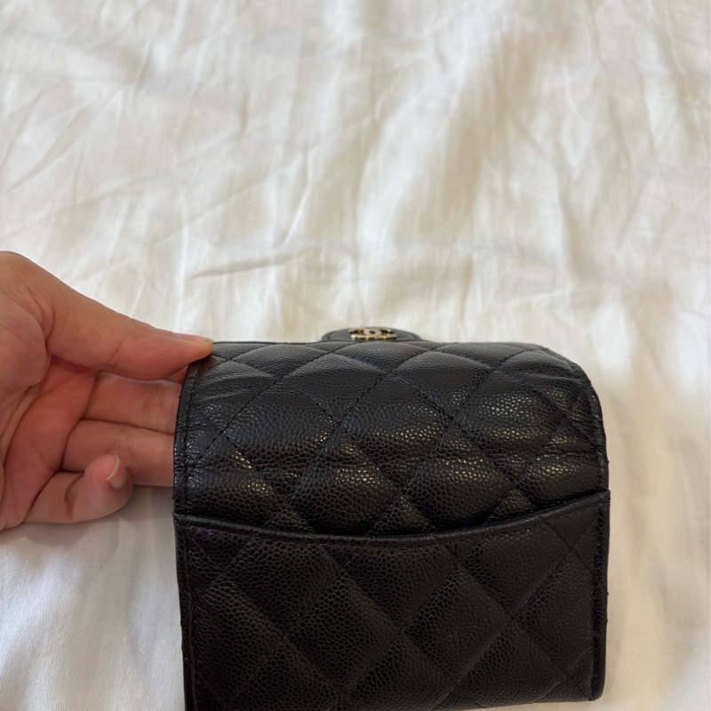CHANEL AP4096 黑淡金 荔枝 拉鍊單層卡包 晶片款-9