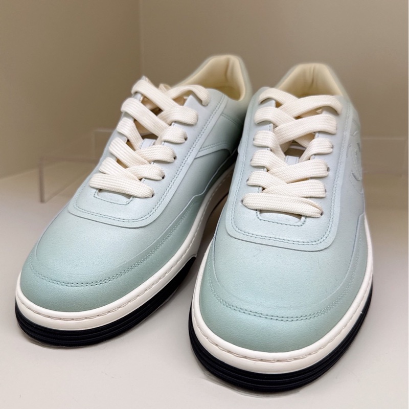 CHANEL 24k 漸層藍休閒鞋 40號 全新品-1