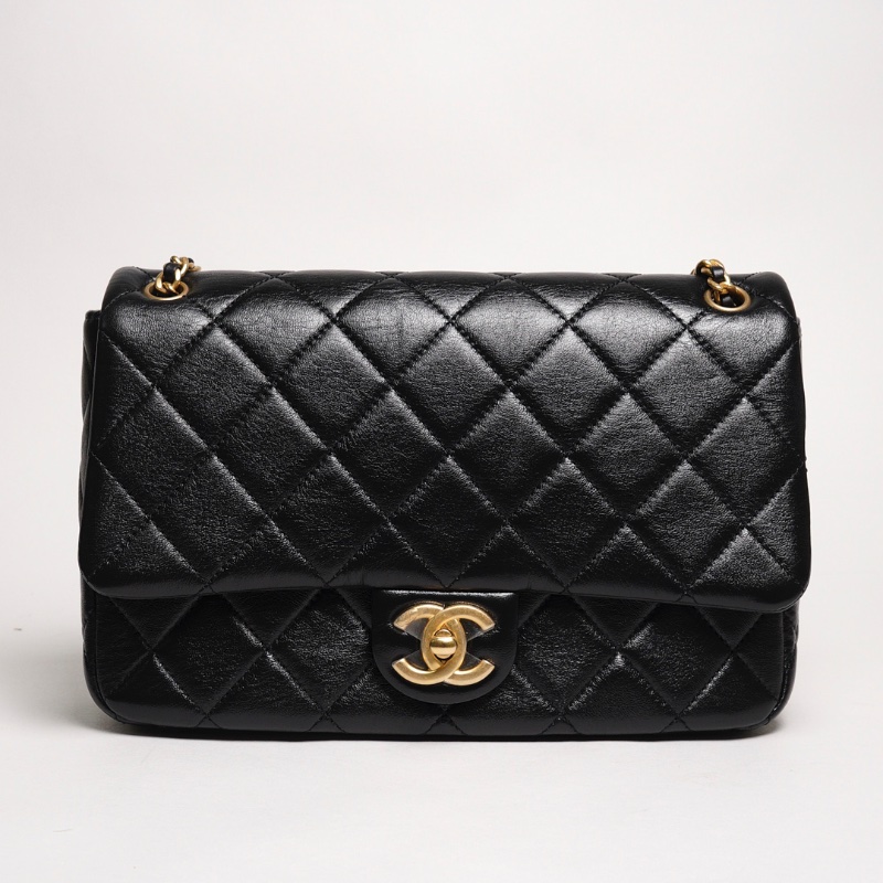 Chanel 粗鍊雙c斜背包 CF24-0