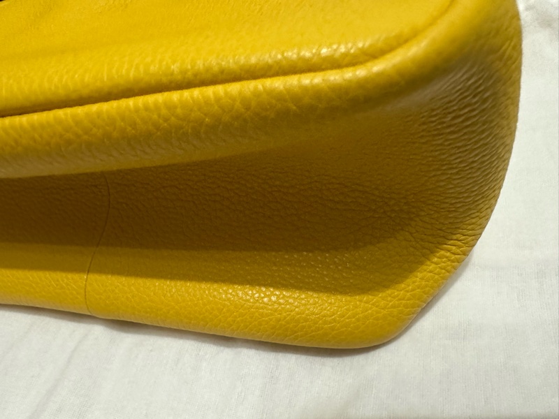 售出)PRADA三角Logo菜籃子托特包-12