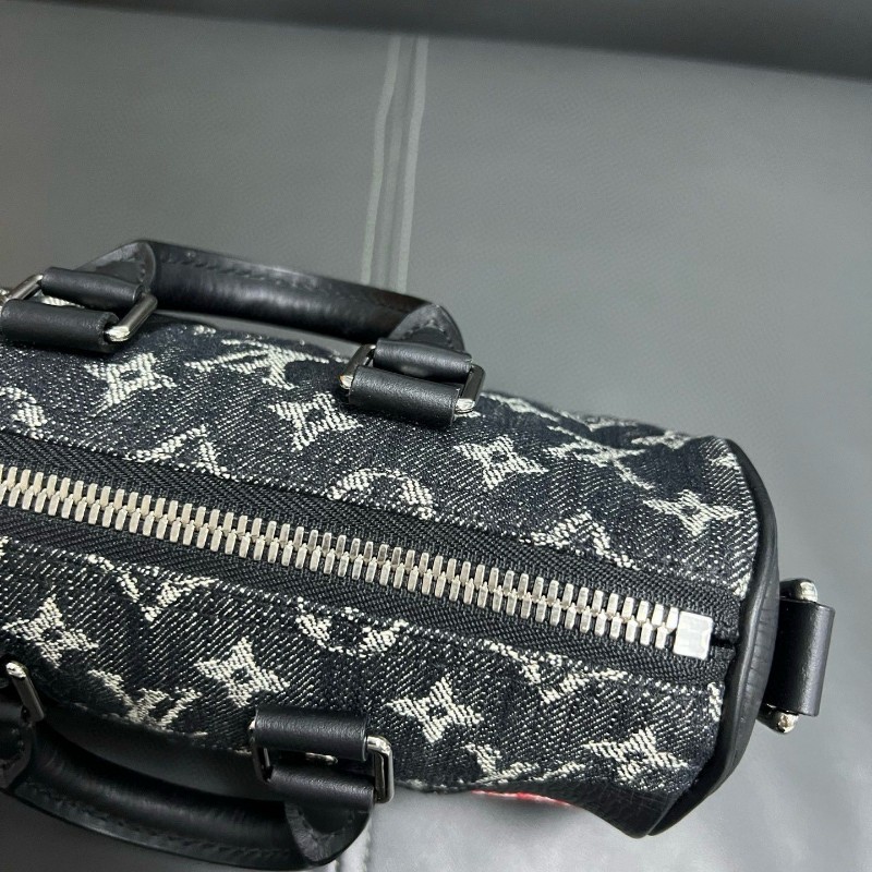 LV Nigo keepall XS-15