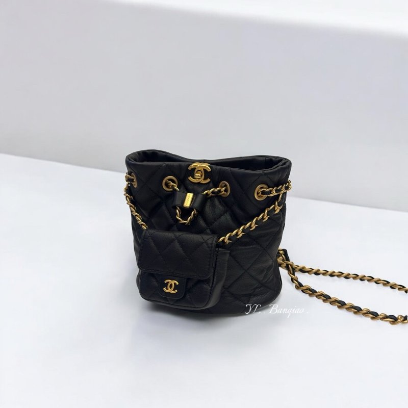 Chanel 黑羊皮金釦子母袋迷你束口後背包AS3947-0
