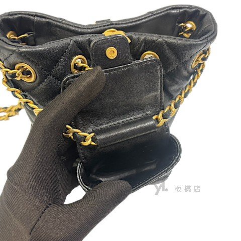 Chanel 黑羊皮金釦子母袋迷你束口後背包AS3947-7