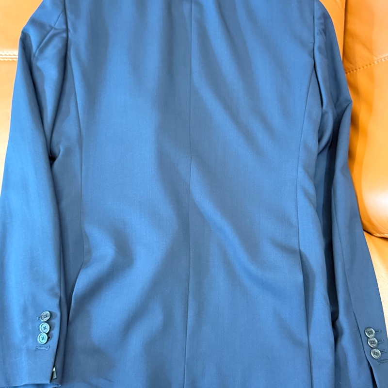 極稀真品 FENDI 精紡100%純羊毛藏青色(深藍)修身西裝 義大利製開真釦眼袖口 設計師訂製款版型-4
