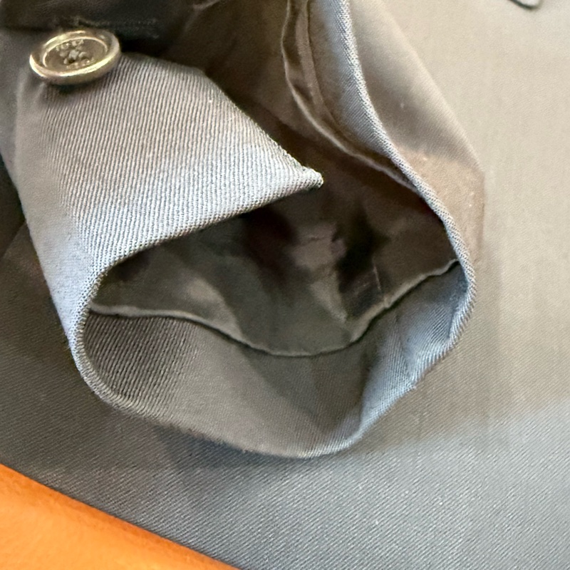 極稀真品 FENDI 精紡100%純羊毛藏青色(深藍)修身西裝 義大利製開真釦眼袖口 設計師訂製款版型-21