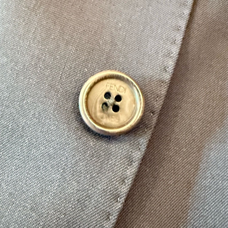 極稀真品 FENDI 精紡100%純羊毛藏青色(深藍)修身西裝 義大利製開真釦眼袖口 設計師訂製款版型-22