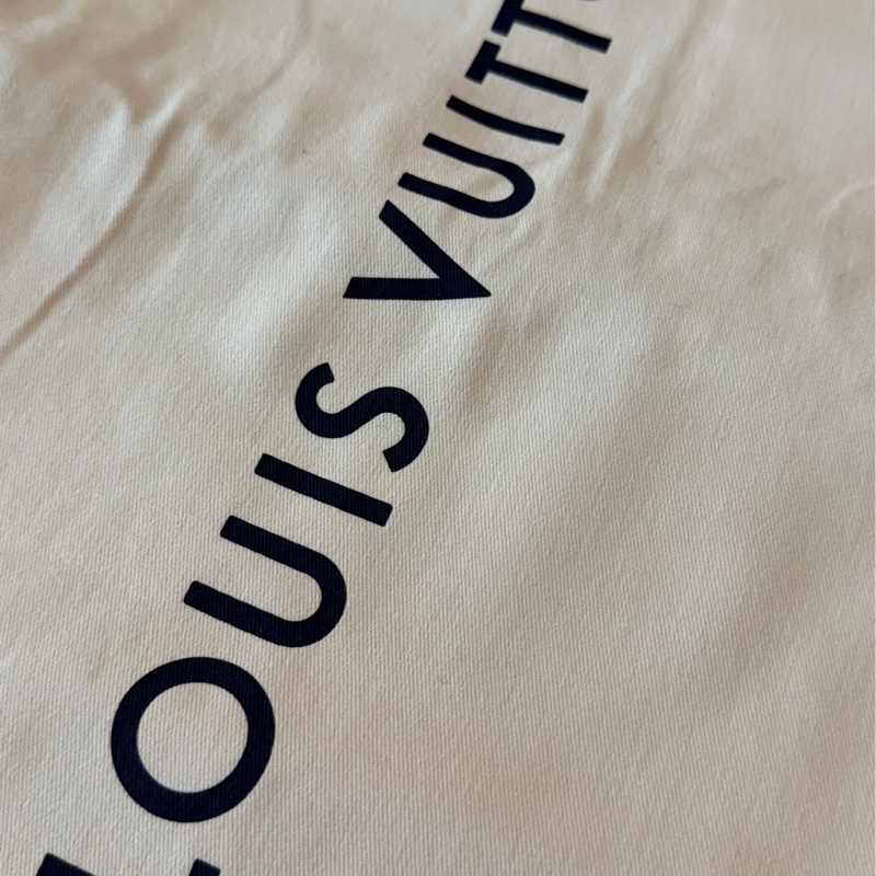 出價就賣｜極稀真品 FENDI 精紡100%純羊毛藏青色（深藍）修身西裝 義大利製開真釦眼袖口 設計師訂製款版型-40