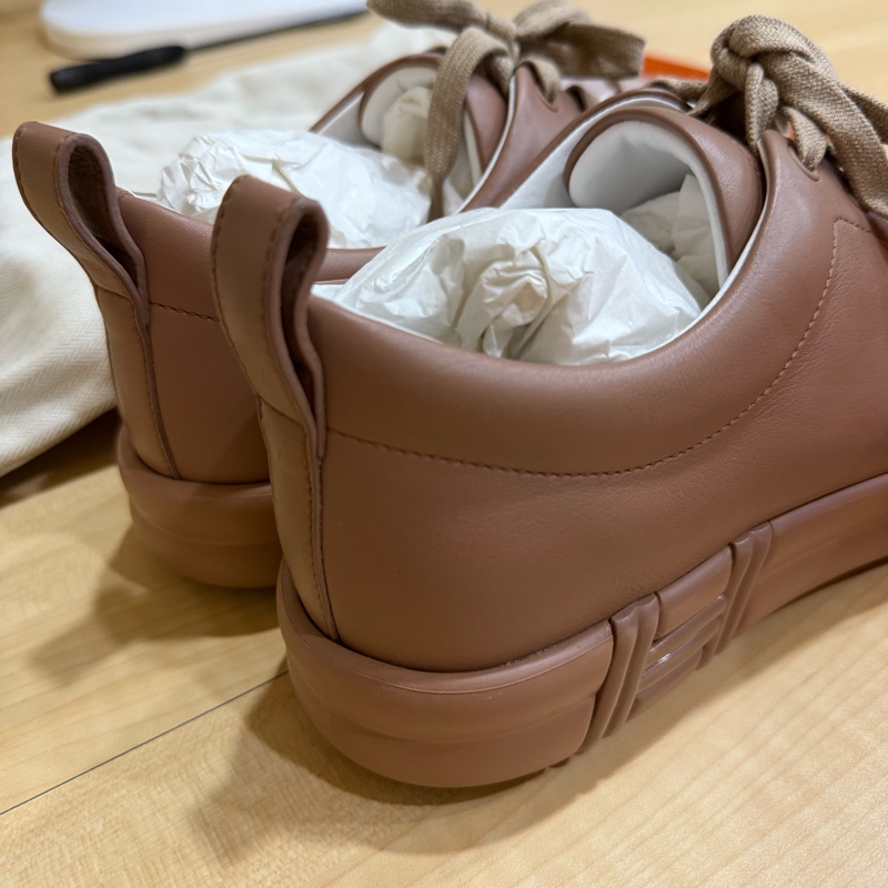 《全新》Hermes愛馬仕Happy小牛皮運動鞋#39-4