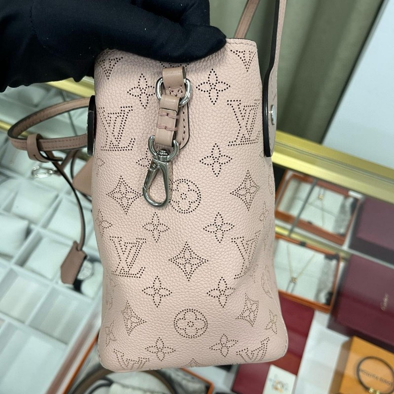 LV Hina bag-6