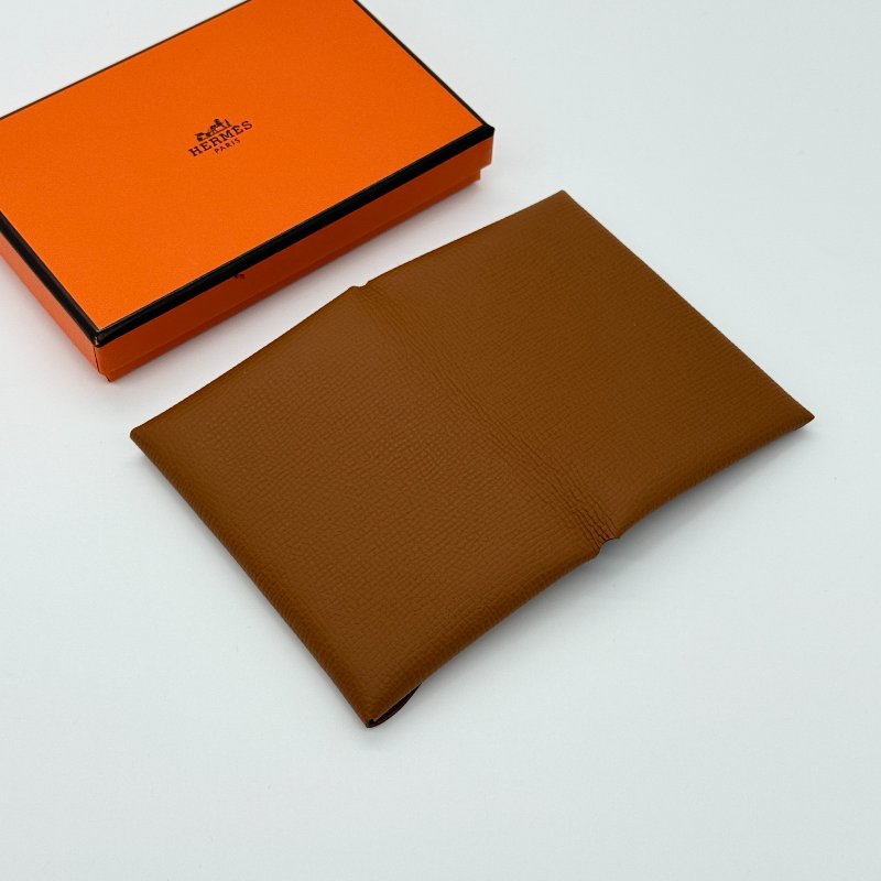 HERMES 愛馬仕 金棕色  Epsom 牛皮 銀釦 Duo Calvi 雙面 零錢包 卡包｜B刻 2023年-4