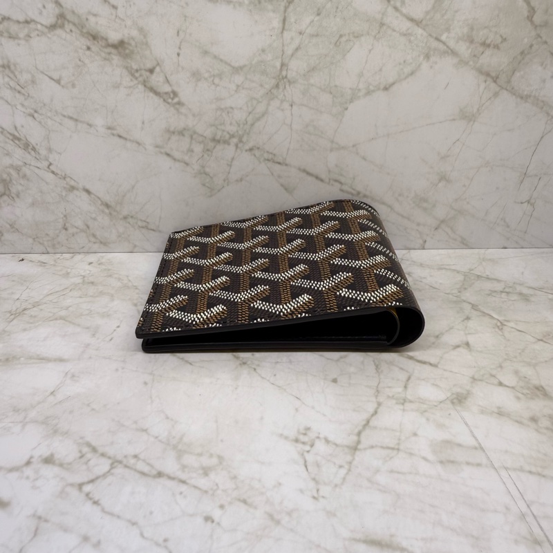 GOYARD咖色老花內拚黑對開短夾-3