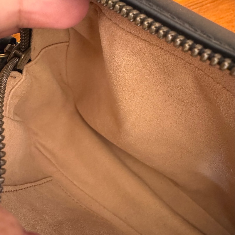 黑色金雙G marmont 斜背包-30