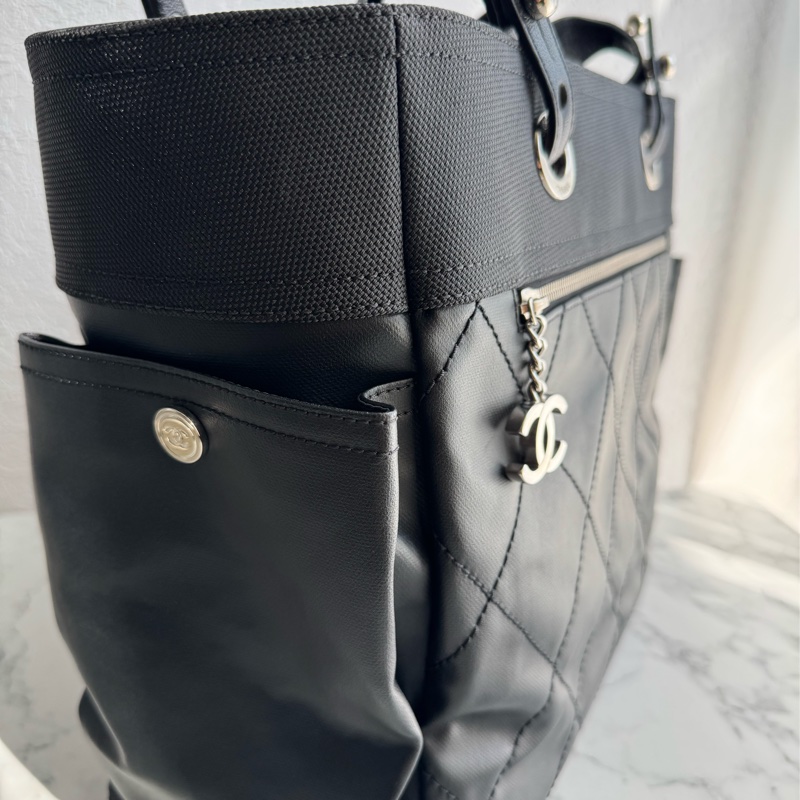 Chanel 黑色比亞里茲大款肩背包-2