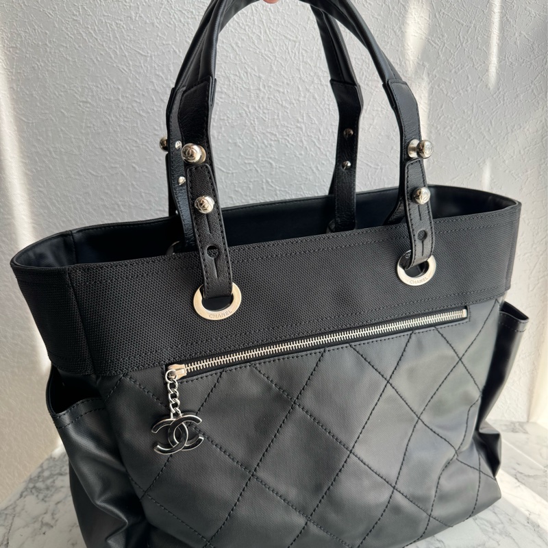 Chanel 黑色比亞里茲大款肩背包-9