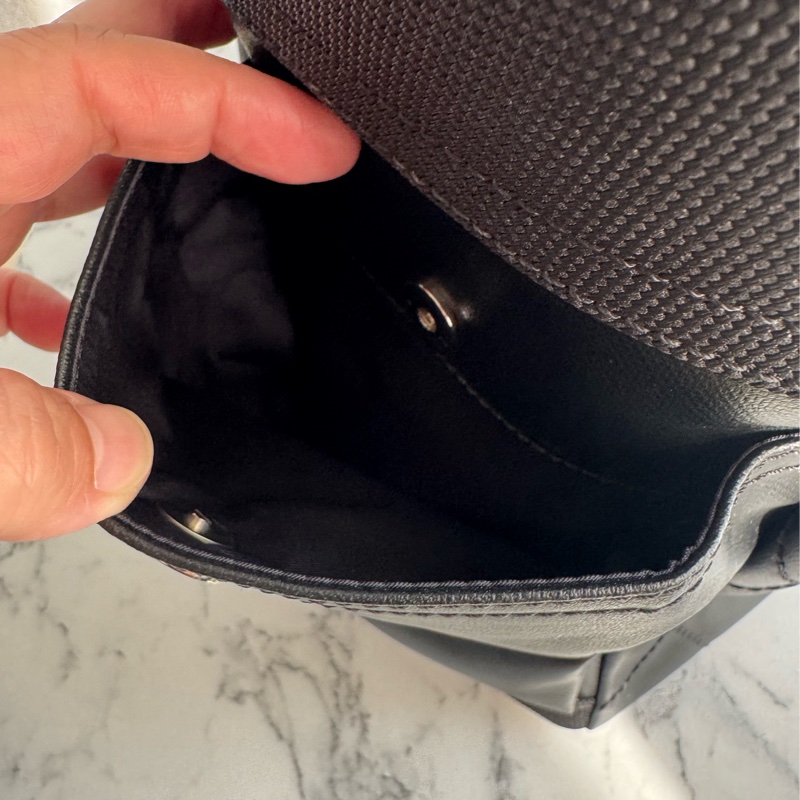 Chanel 黑色比亞里茲大款肩背包-17