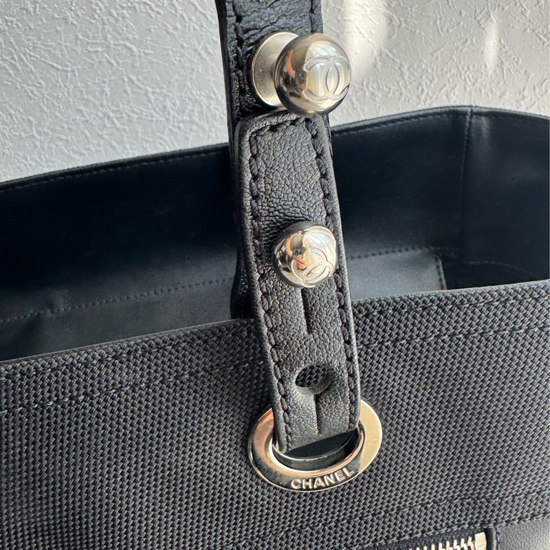 Chanel 黑色比亞里茲大款肩背包-19