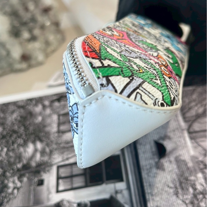 Louis Vuitton 限量塗鴉鉛筆袋-3