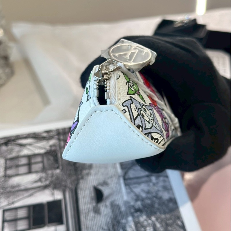 Louis Vuitton 限量塗鴉鉛筆袋-13