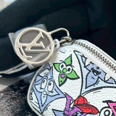 Louis Vuitton 限量塗鴉鉛筆袋-17