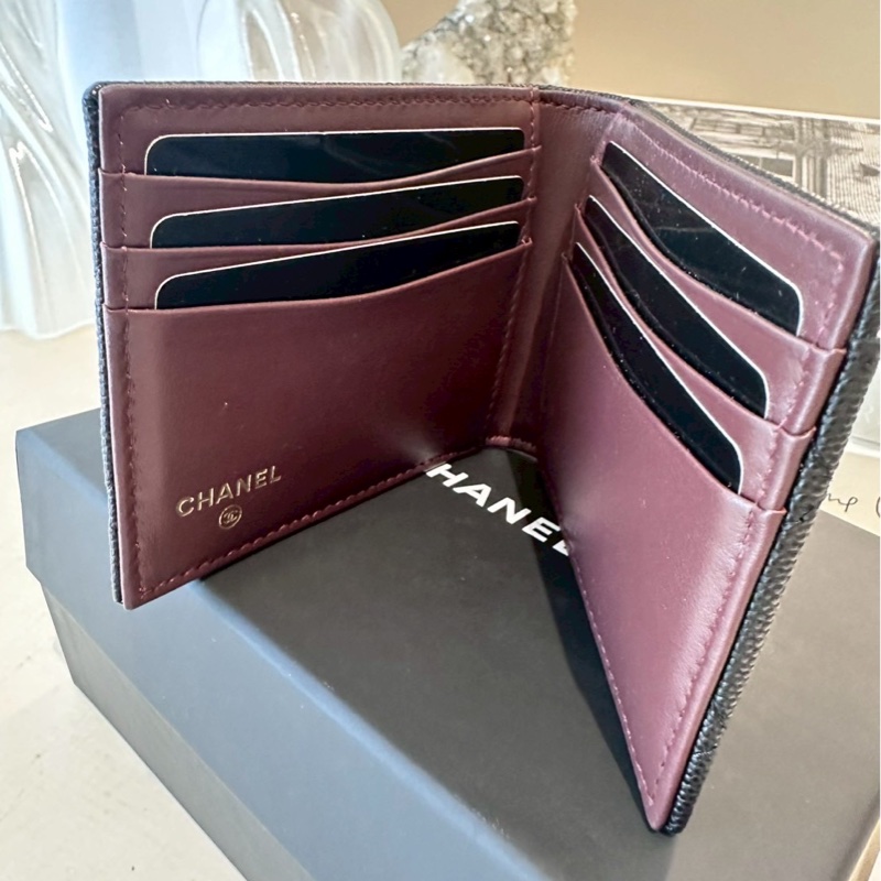 Chanel 黑色對開卡包-16