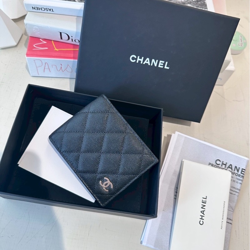 Chanel 黑色對開卡包-19