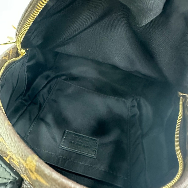 LV 路易威登mini小書包老花雙肩包 16編碼 尺寸17 x 22 x 10 無破無裂-8