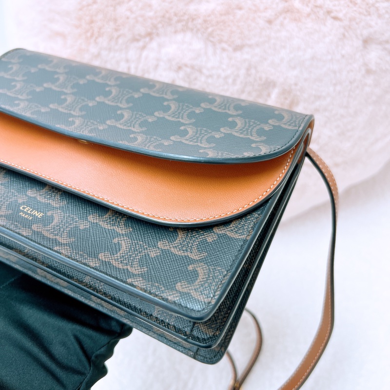 Celine wallet on strap woc 老花斜挎/腋下包-1