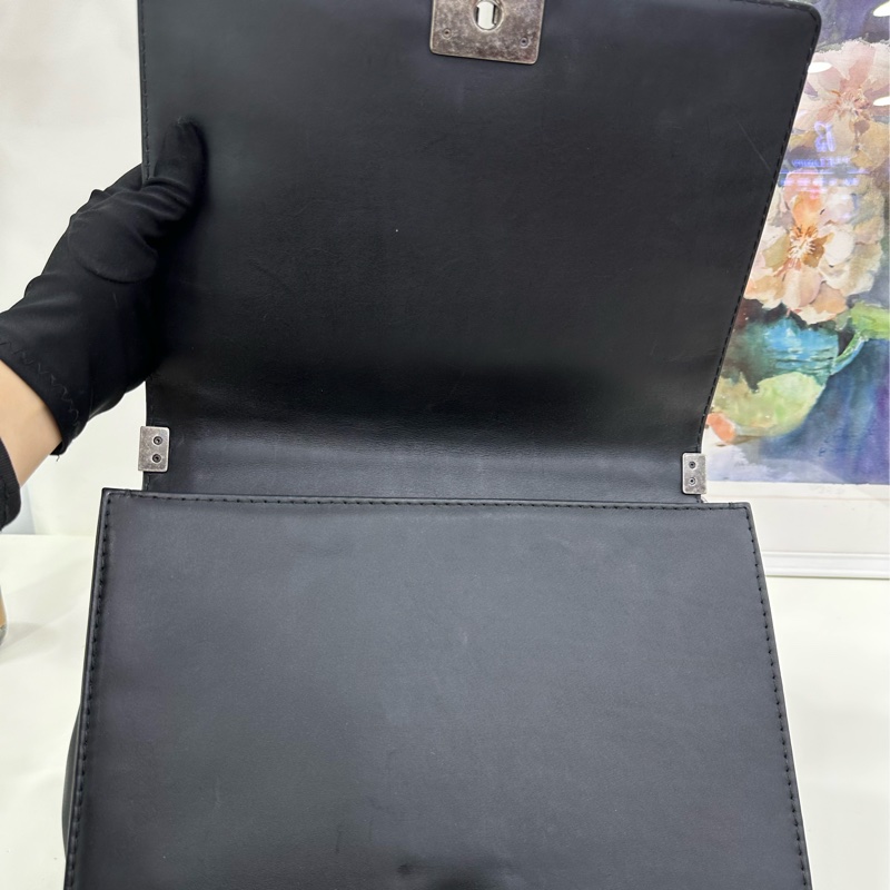 Chanel 香奈兒leboy 大號,黑銀,18開 原始好成色 無明顯瑕疵-8
