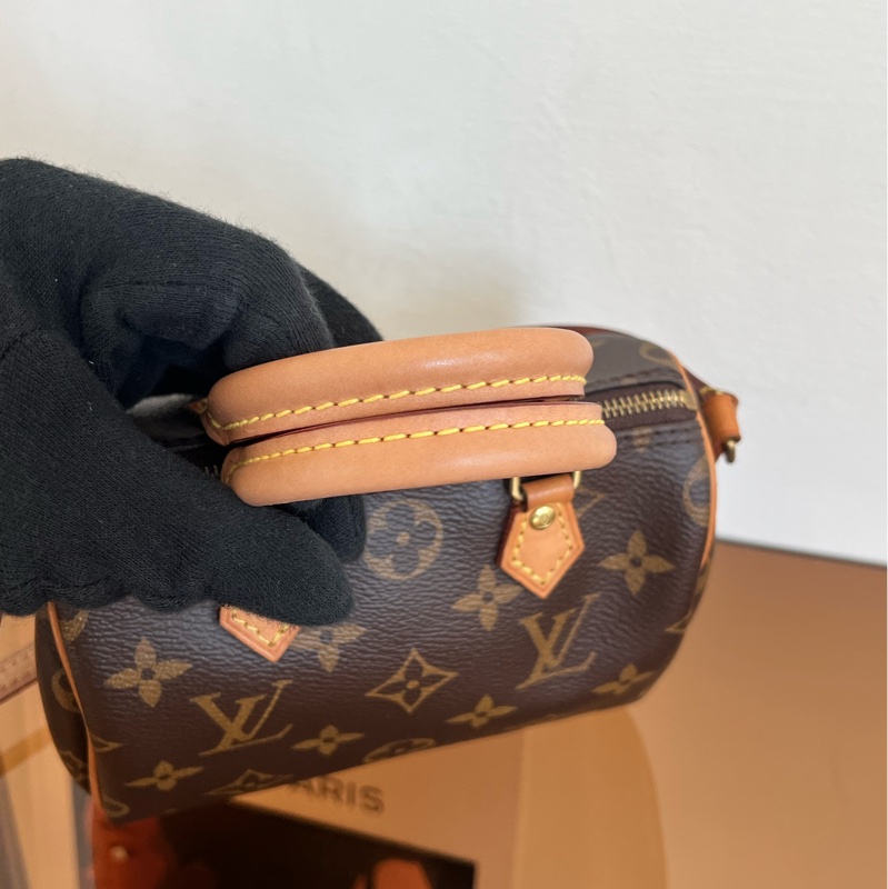 #全網最便宜#停產 Louis Vuitton Speedy Nano枕頭包-11