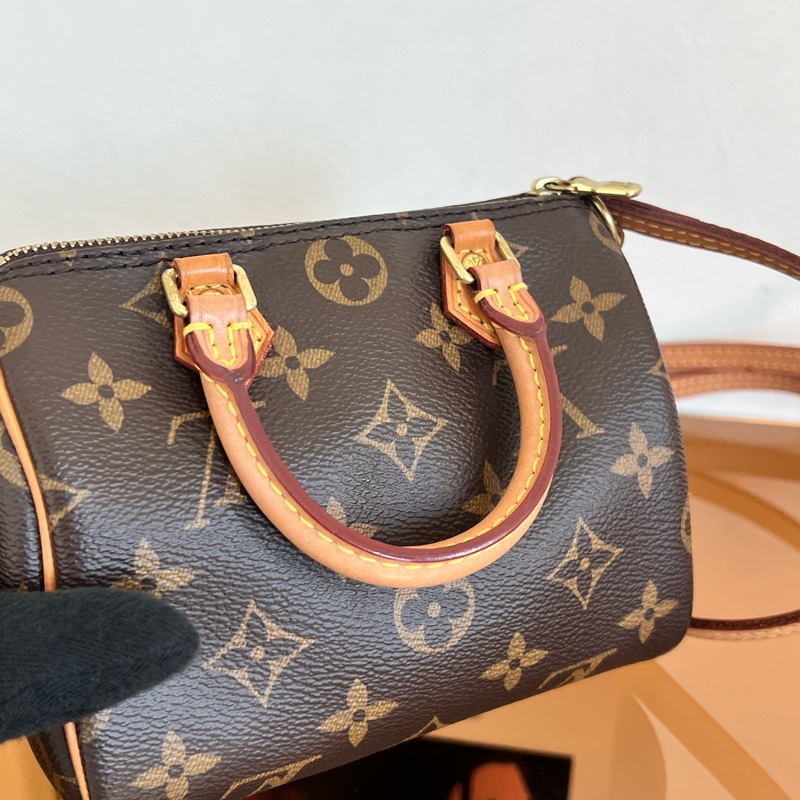 #全網最便宜#停產 Louis Vuitton Speedy Nano枕頭包-23