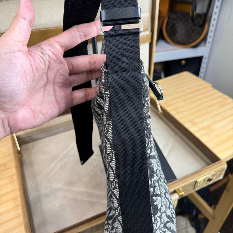 上架中🔑Dior 黑老花斜挎流浪包-9