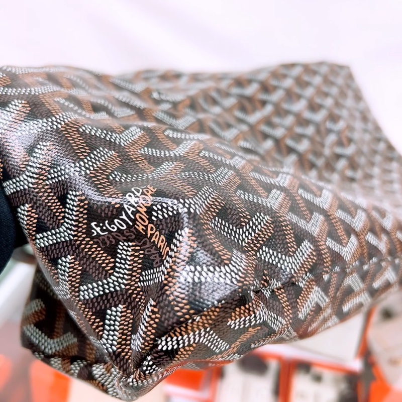 Goyard boheme hobo 黑色愛心肩背包-3