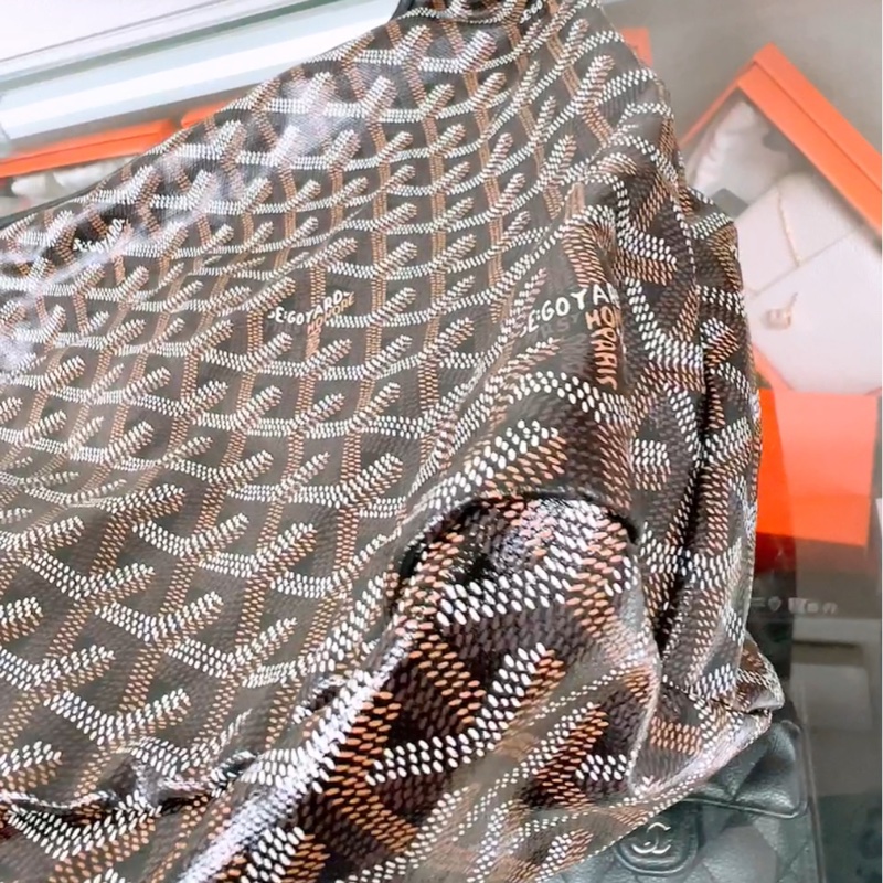Goyard boheme hobo 黑色愛心肩背包-7