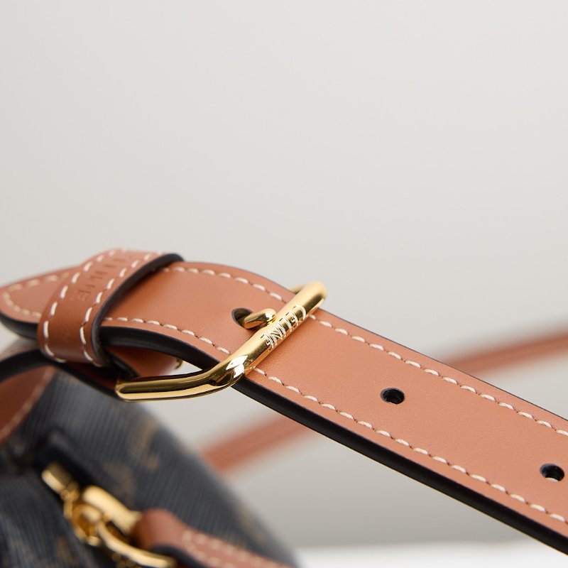 Celine LULU 老花月牙包-10