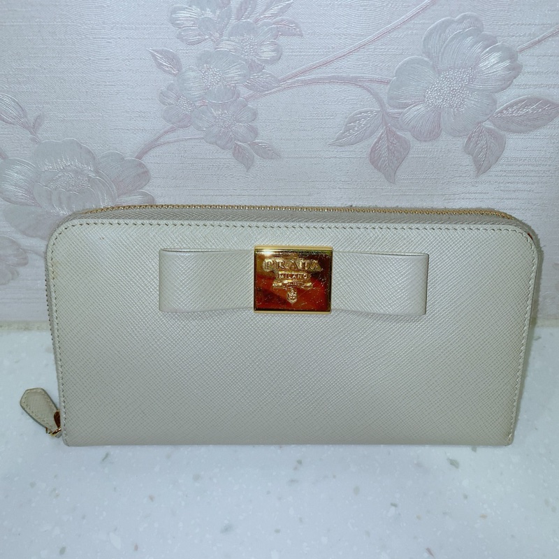 米白色Prada長夾-6