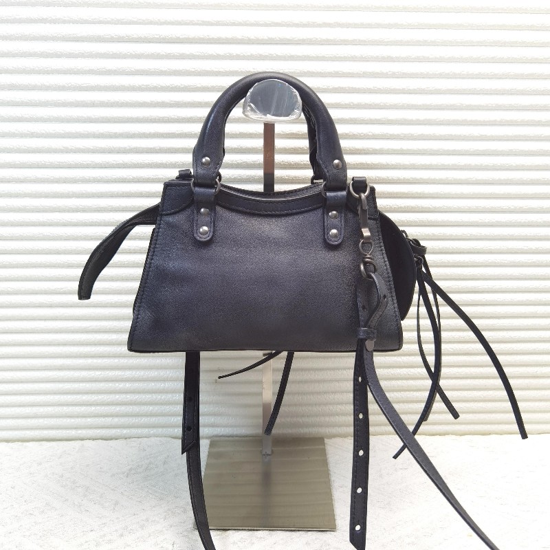 Balenciaga巴黎世家neo classic nano機車包 肩背包 斜背包-1