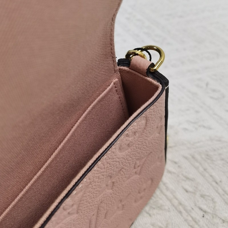 LV路易威登 felicie 三合一鏈條包 粉色 肩背包 斜背包-31