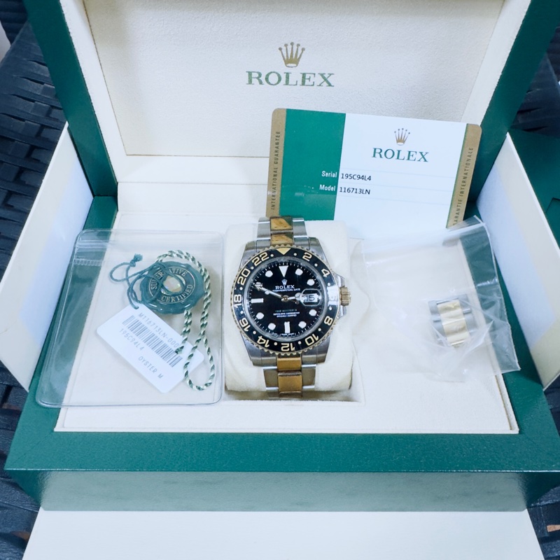 ROLEX 半金GMT 116713LN-0