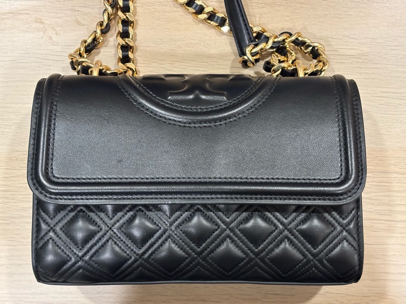 TORY BURCH Fleming 縫線翻蓋小款流蘇 肩背包 斜背包 二用包(黑色)-18