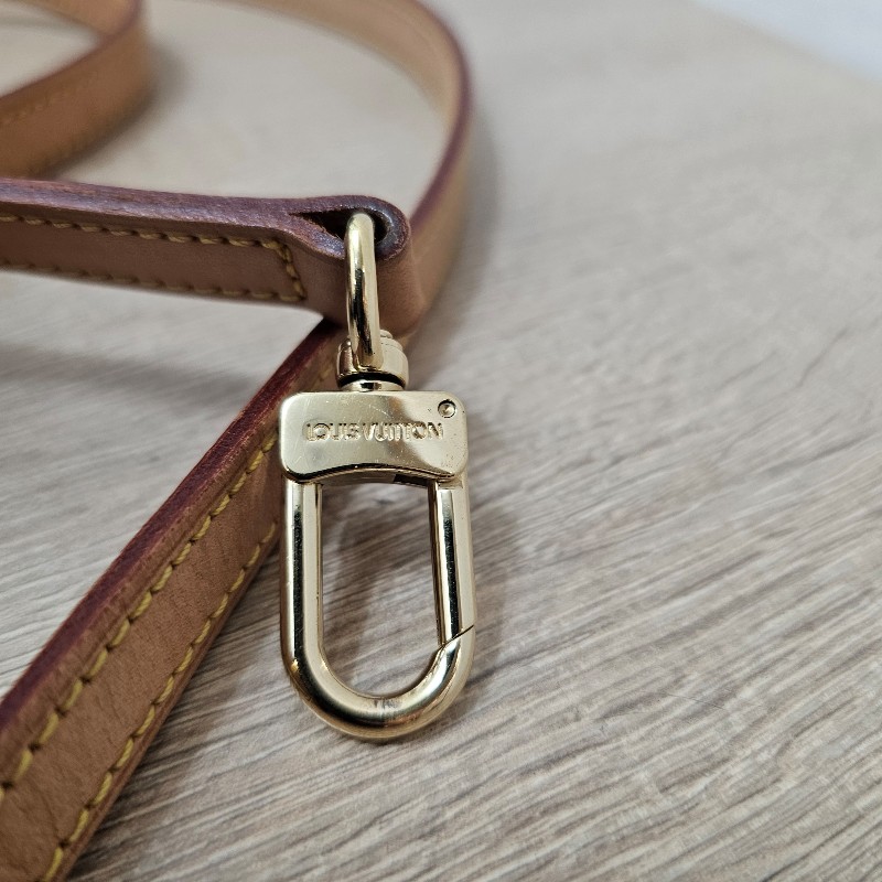 [稀有好物❣️] LV苯染皮金釦斜背帶-13