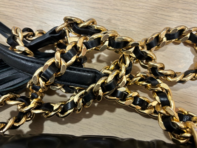 TORY BURCH Fleming 縫線翻蓋小款流蘇 肩背包 斜背包 二用包(黑色)-20
