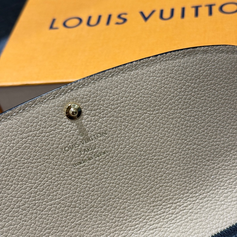 全新LV Emilie 黑色壓紋牛皮拼米色內裏金釦開釦長夾 皮夾 M62369-8