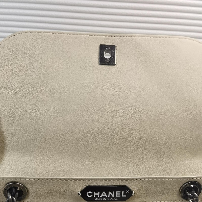 CHANEL香奈兒16p大都會口蓋包手提包 肩背包 斜背包-17