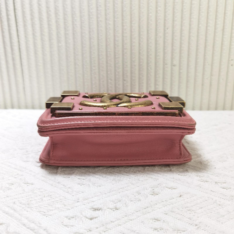 CHANEL香奈兒 15k口蓋包 粉色 肩背包 斜背包-4