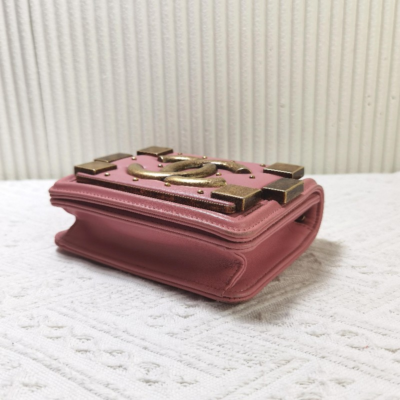 CHANEL香奈兒 15k口蓋包 粉色 肩背包 斜背包-5