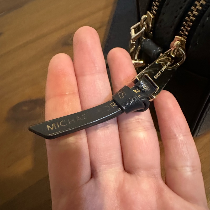 MICHAEL KORS 海軍藍相機包-10