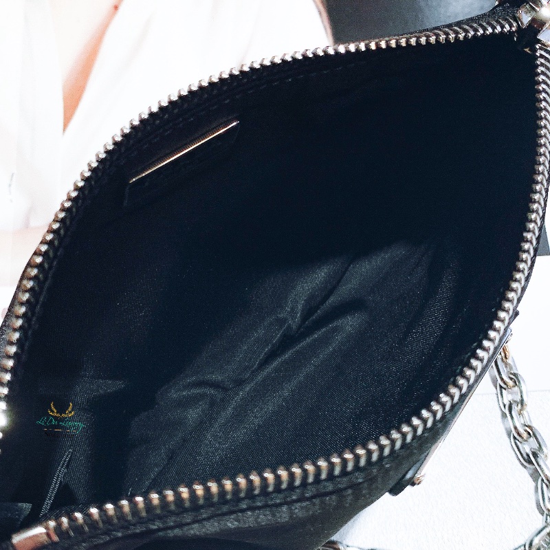 【 全新商品 】PRADA 1BH168 Re-Nylon 黑色 銀三角 尼龍 三合一 麻將包 鍊包 多空能背法-7