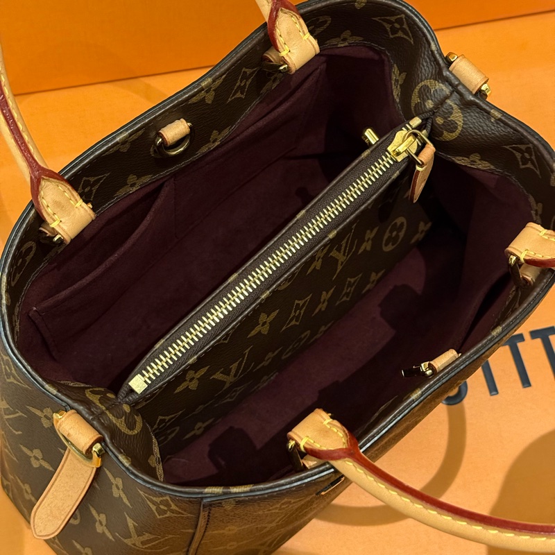 LV 蒙田BB . Montaigne BB 大全配含購證及保卡-9